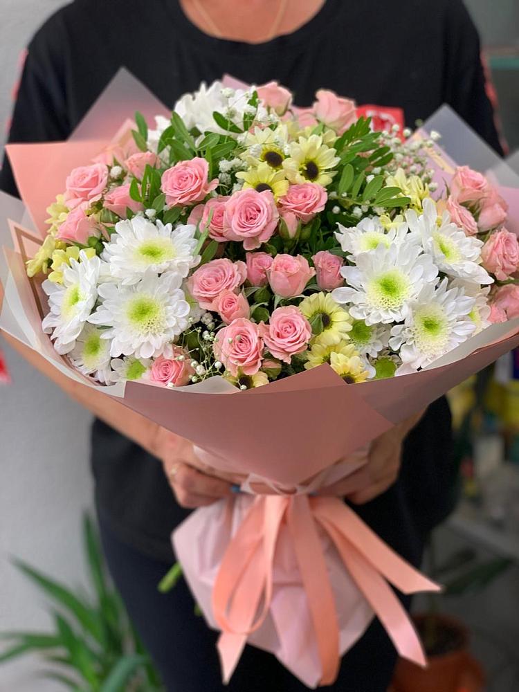 Букет цветов из: Розы и Хризантемы в Зязикове-Юрте