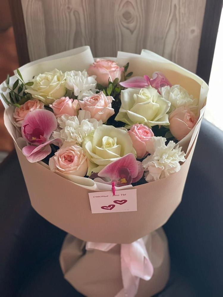 Букет цветов из: Орхидеи, Розы и Гвоздики в Зязикове-Юрте