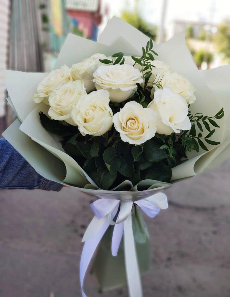 Букет Белые розы Проуд в Зязикове-Юрте