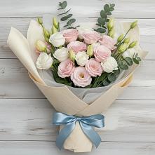 Букет цветов из:  Лизиантусы в Зязикове-Юрте