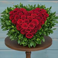 Цветочная композиция из Розы в виде сердца #REPLACE_PRED# Зязикове-Юрте