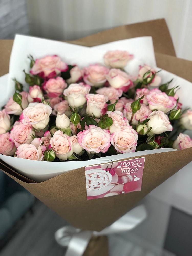 Букет цветов из: Розы в Зязикове-Юрте