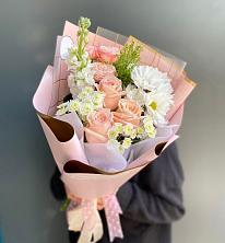 Букет цветов из:  Хризантемы и Розы в Зязикове-Юрте