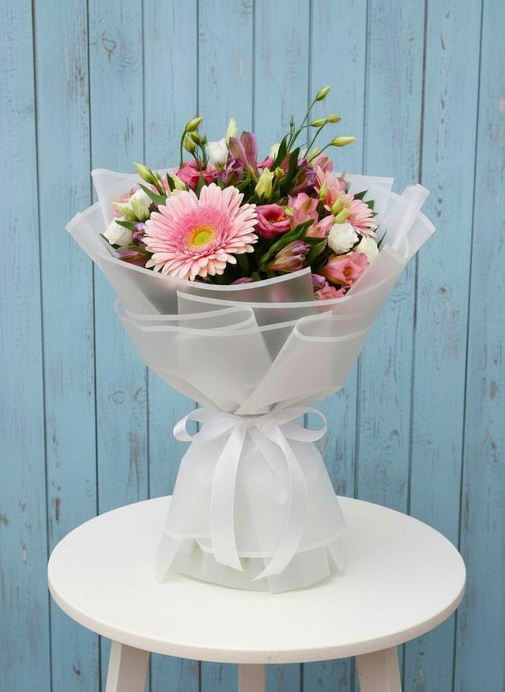 Букет цветов из: Герберы, Альстромерии и Лизиантусы в Зязикове-Юрте