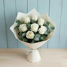 Букет Белые розы в Эвкалипте в Зязикове-Юрте