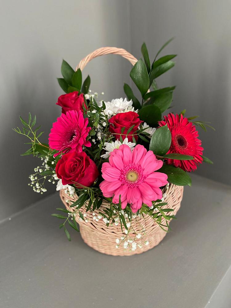 Цветочная композиция из Розы, Хризантемы и Герберы в корзине в Зязикове-Юрте