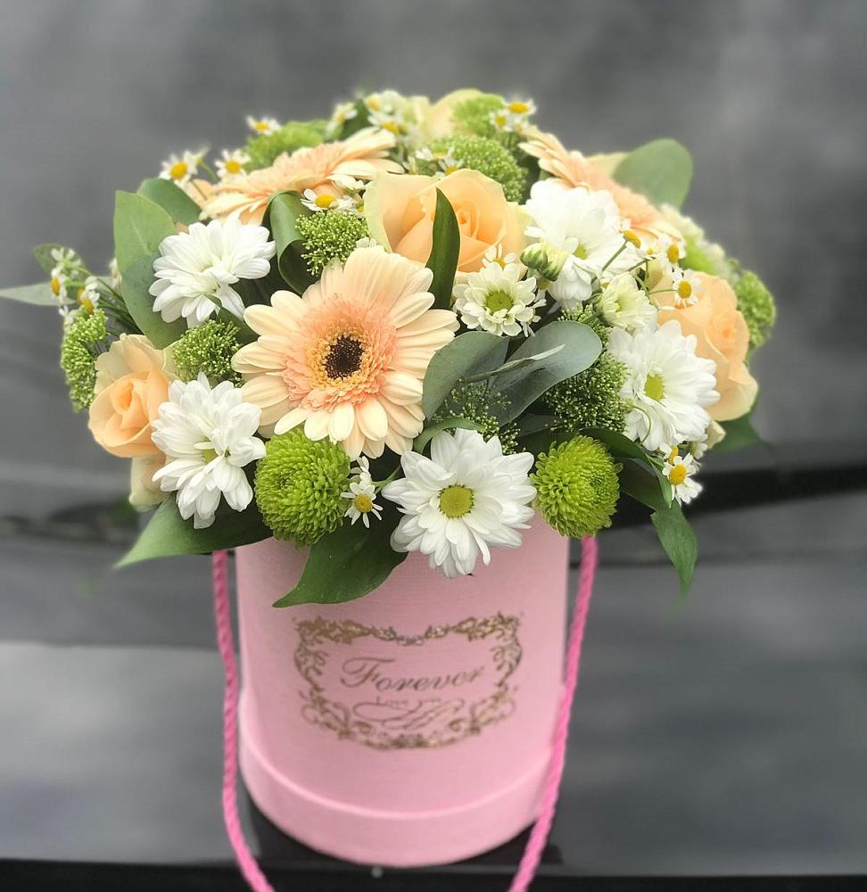 Цветочная композиция из Розы, Герберы и Хризантемы в шляпной коробке в Зязикове-Юрте